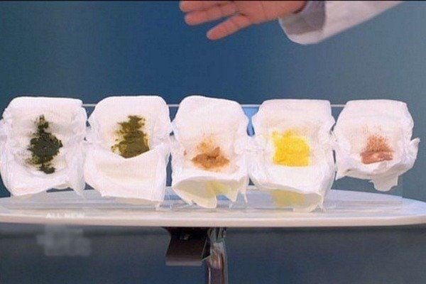Quá trình chuyển đổi màu sắc phân của trẻ sơ sinh từ phân su đến phân sữa